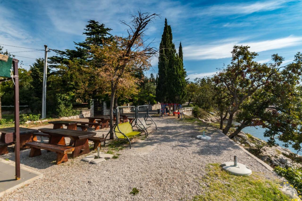 Apartmani "Ostro" Crikvenica Kraljevica Exterior foto