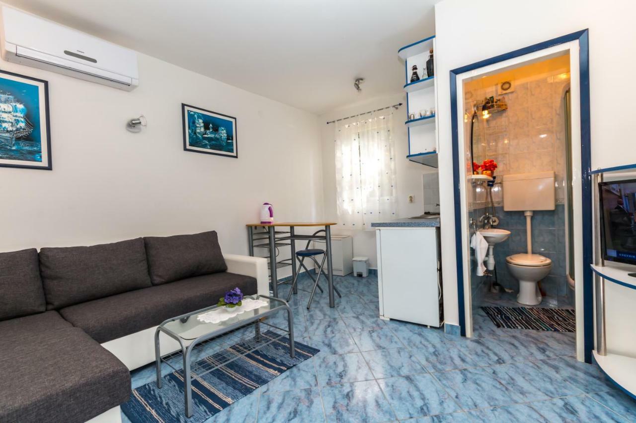 Apartmani "Ostro" Crikvenica Kraljevica Exterior foto